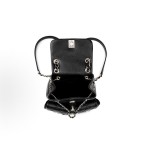 CHANEL⾹奈⼉ Duma 23P ⾦扣双C Logo  双肩包 ⿊⾊